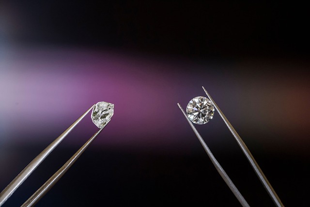 Epitaxial diamond